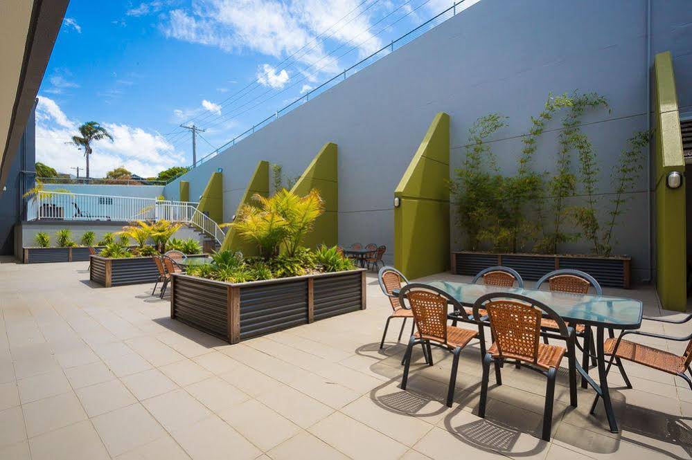 Albacore Apartments