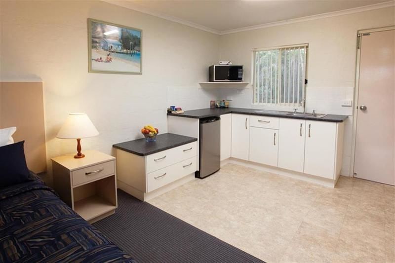 Fairway Motor Inn