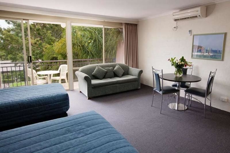 Fairway Motor Inn