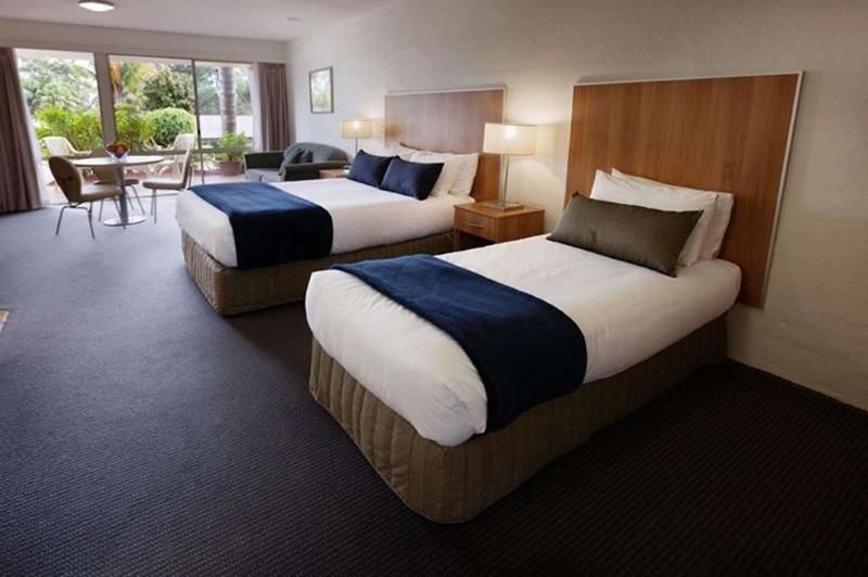 Fairway Motor Inn