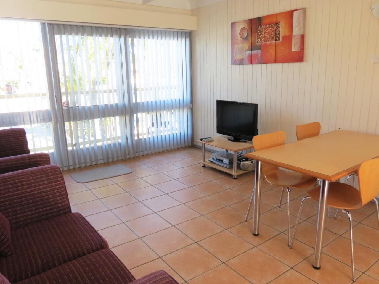 Chapman Court Merimbula holiday apartments