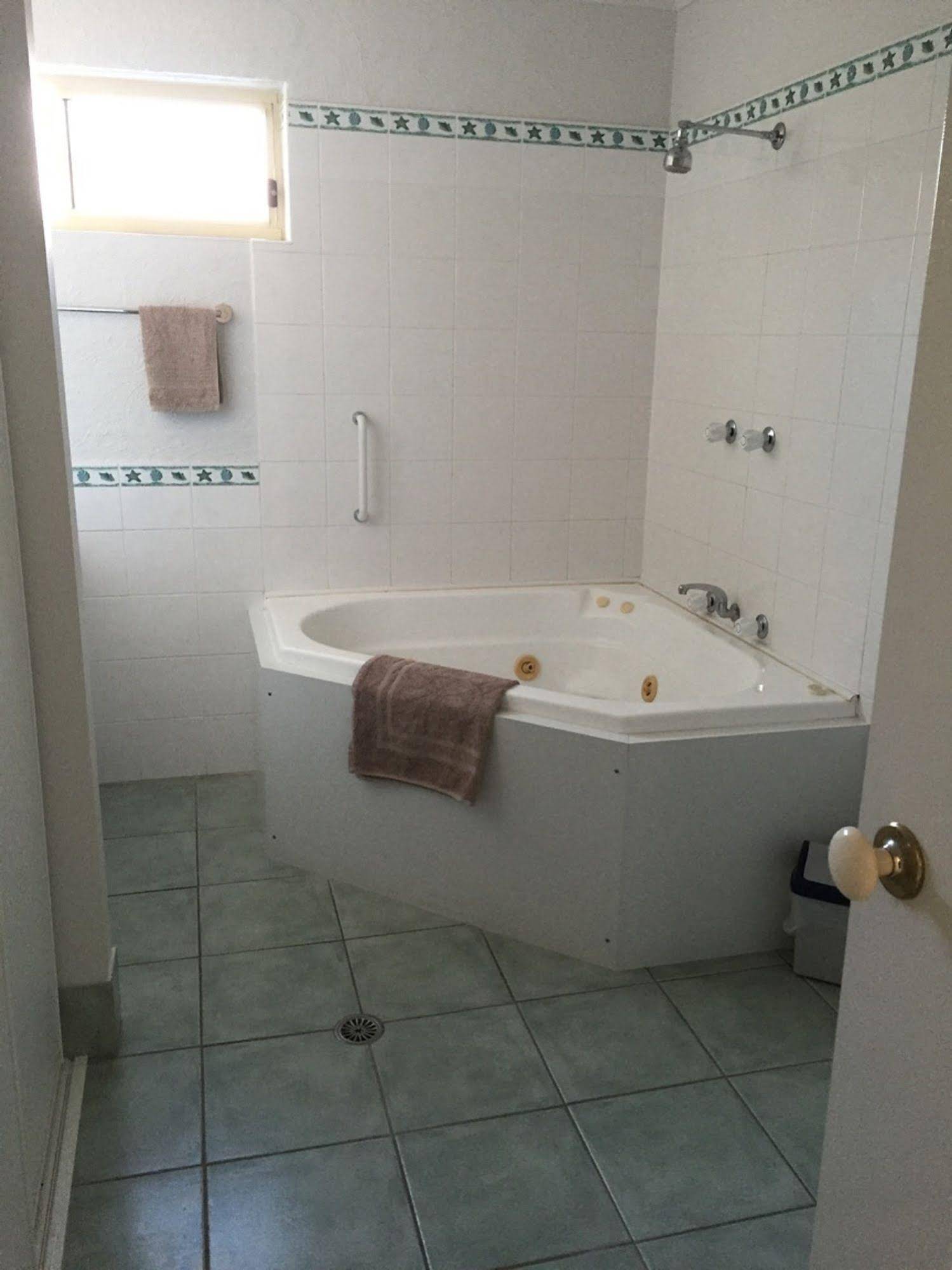 Merimbula Lake Apartments
