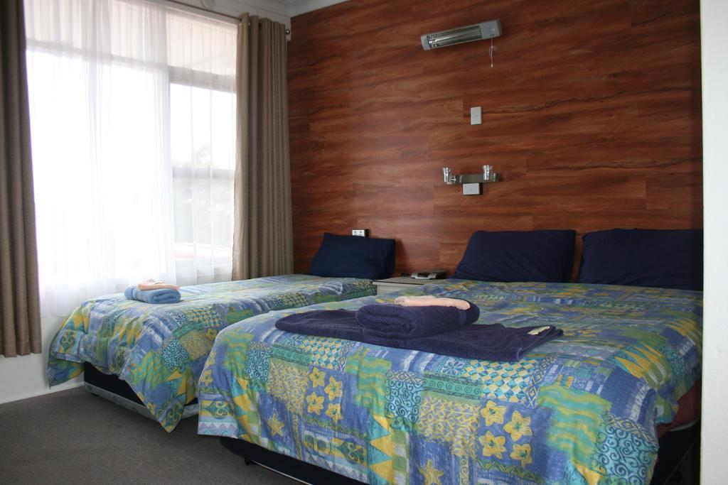 Norfolk Pine Motel
