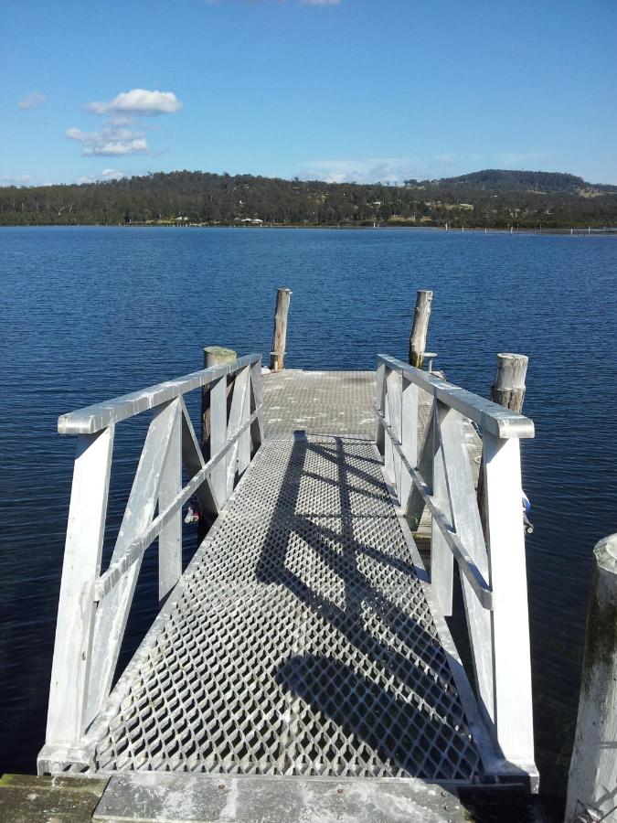 Robyn’s Nest Lakeside Resort