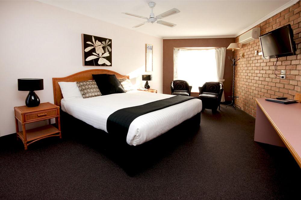 Sapphire Waters Motor Inn