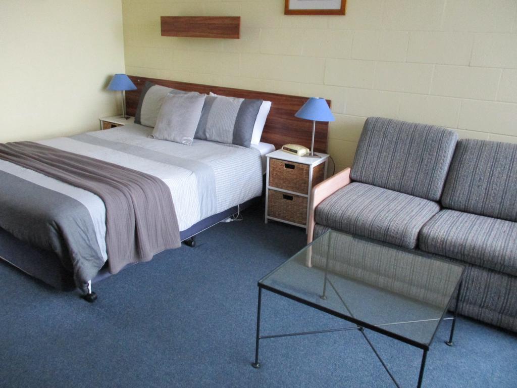 South Seas Motel & Apartments