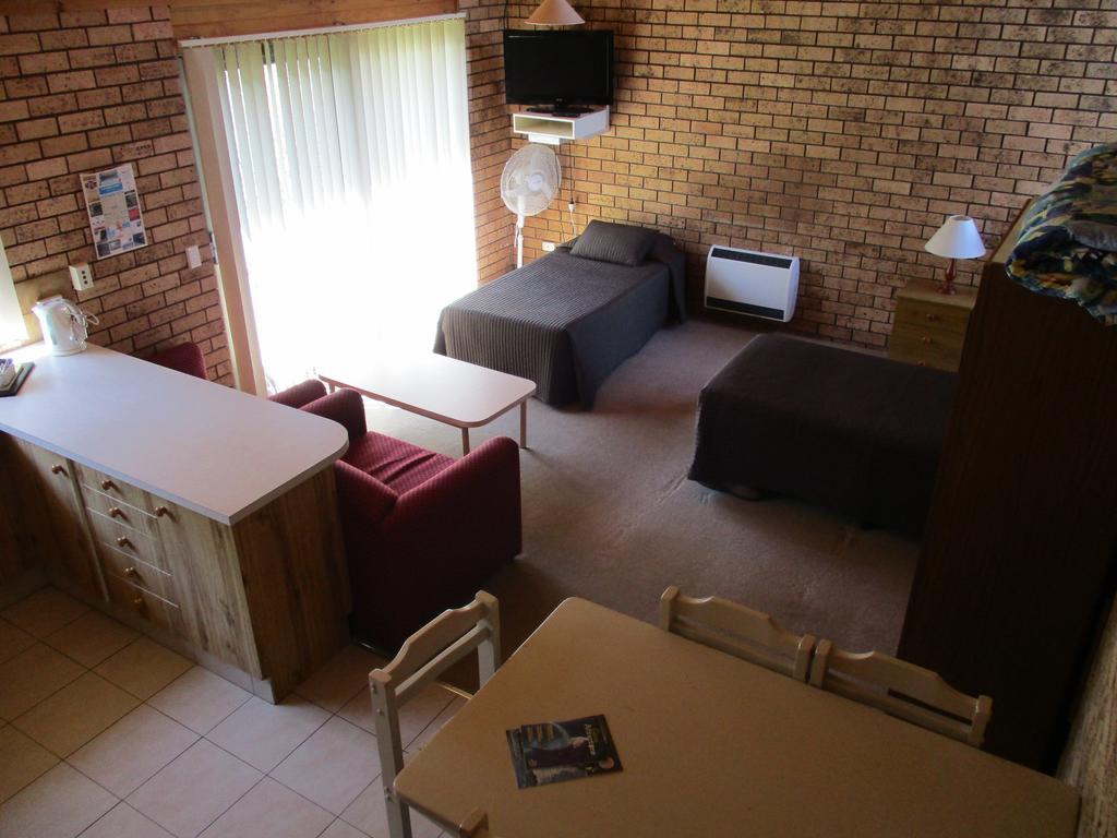 South Seas Motel & Apartments
