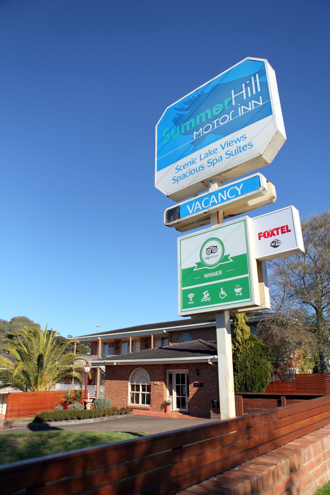 Summerhill Motor Inn