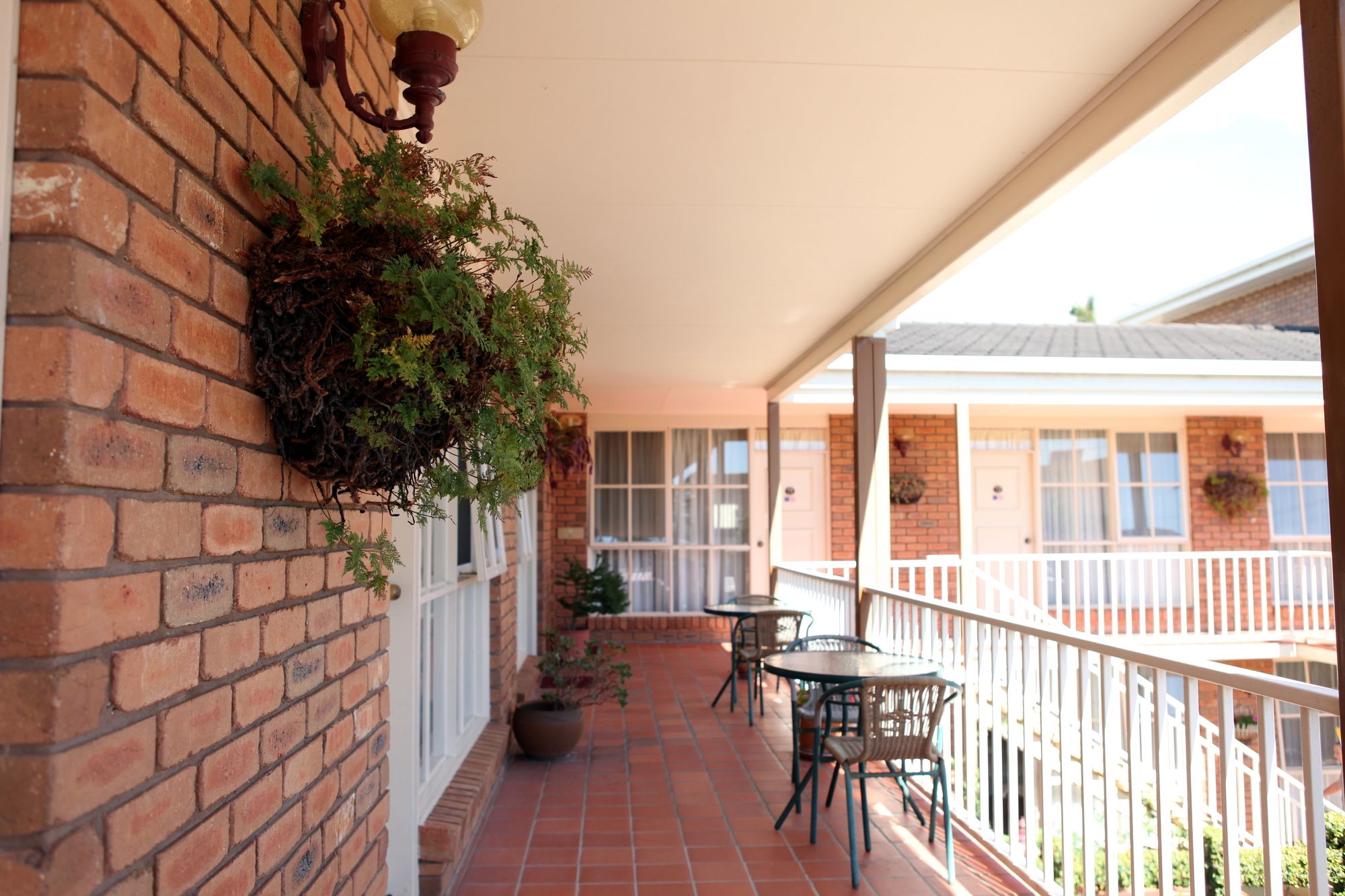 Summerhill Motor Inn