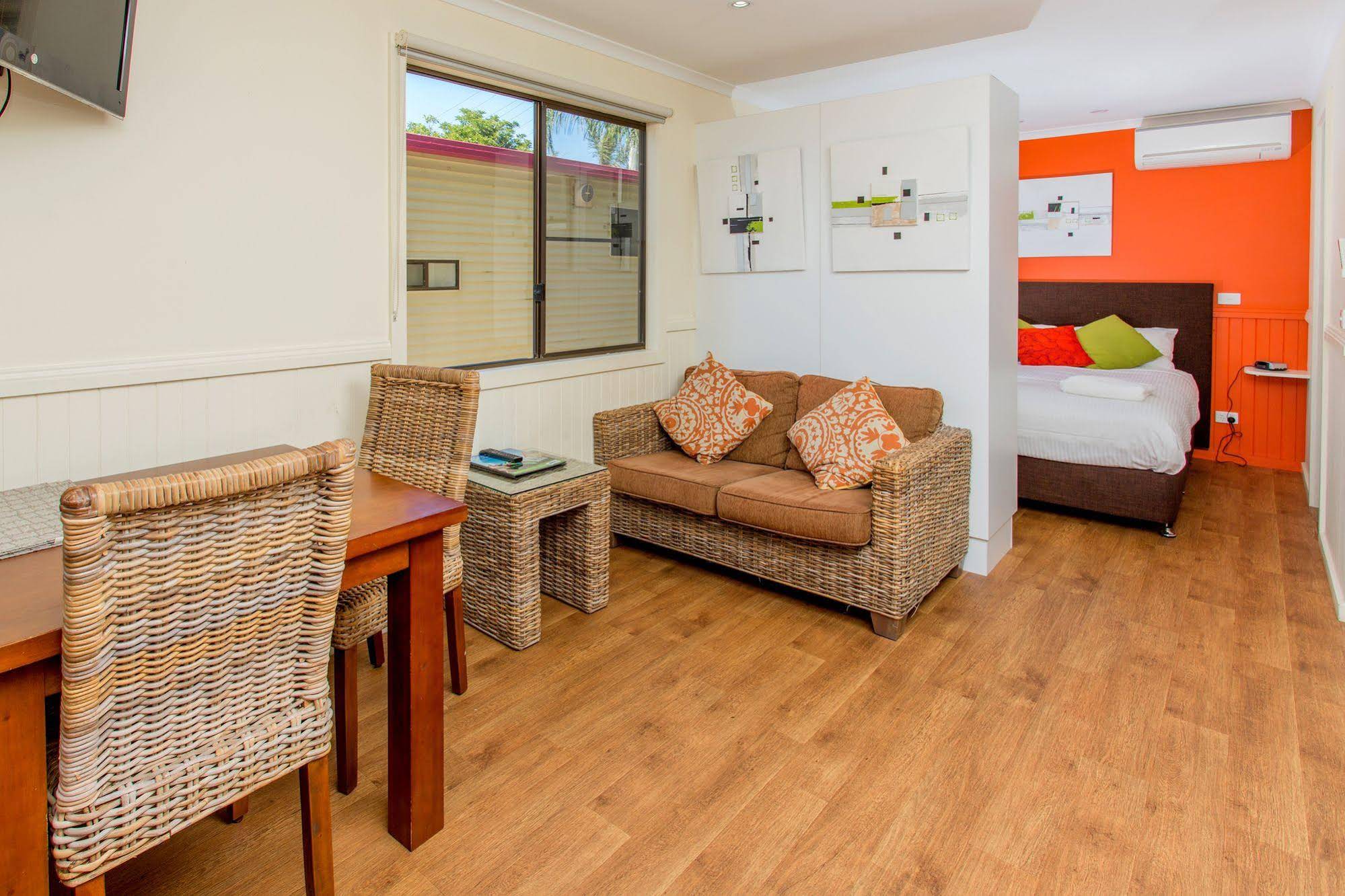 Tween Waters Holiday Park