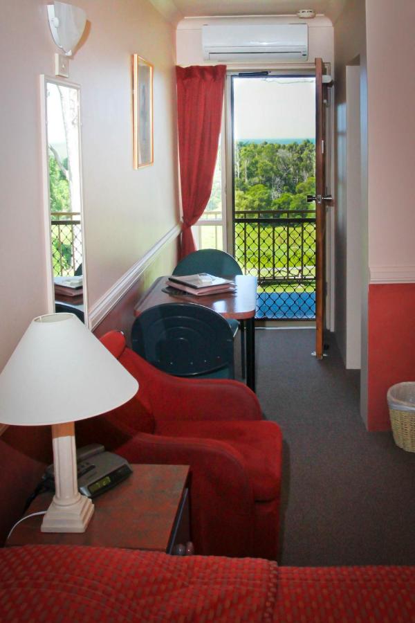 Milton Village Motel