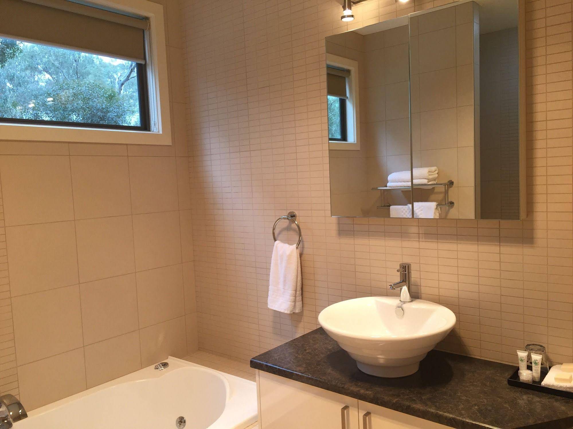 Deeluxe Riverspa Apartments