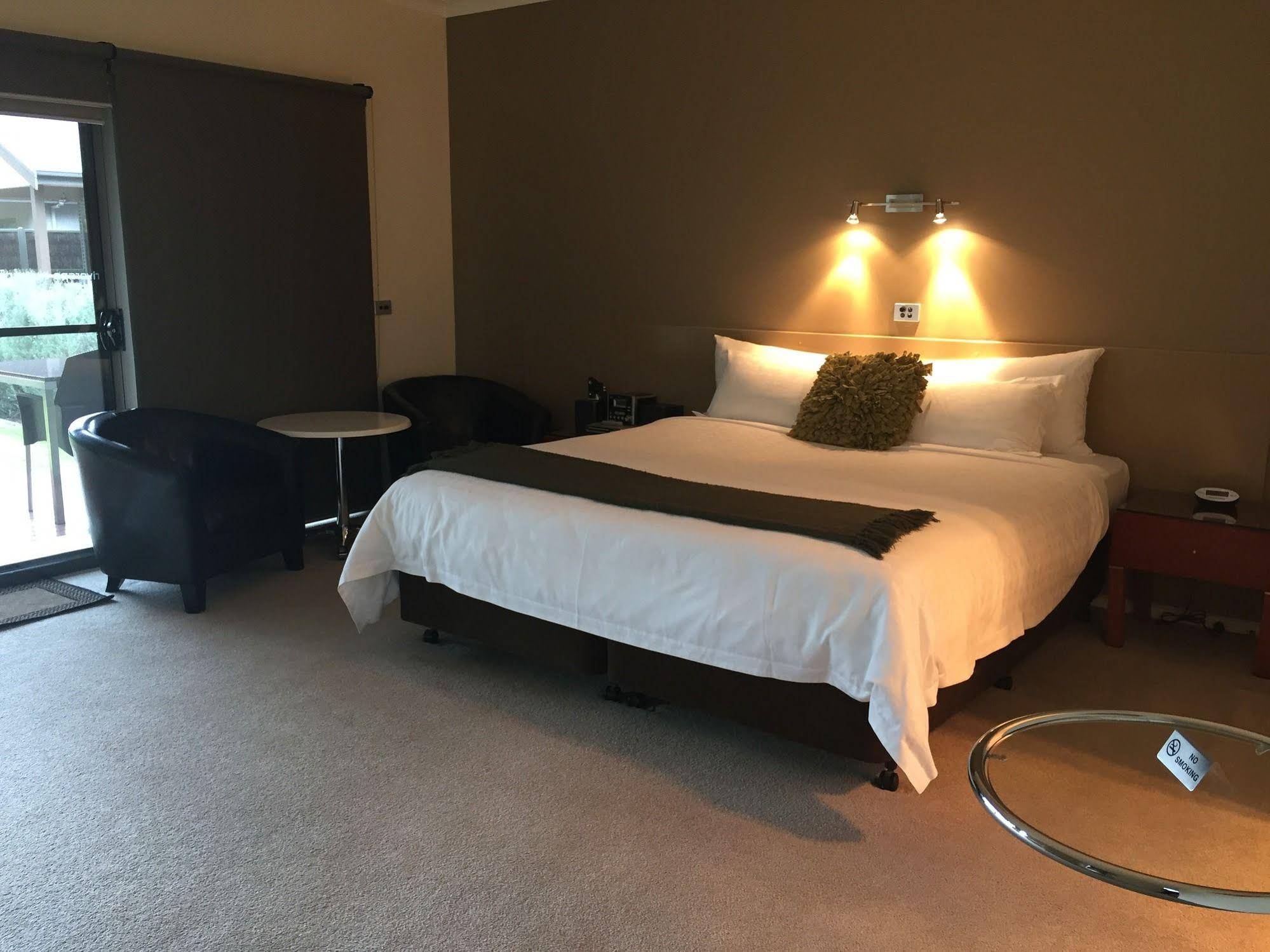 Deeluxe Riverspa Apartments