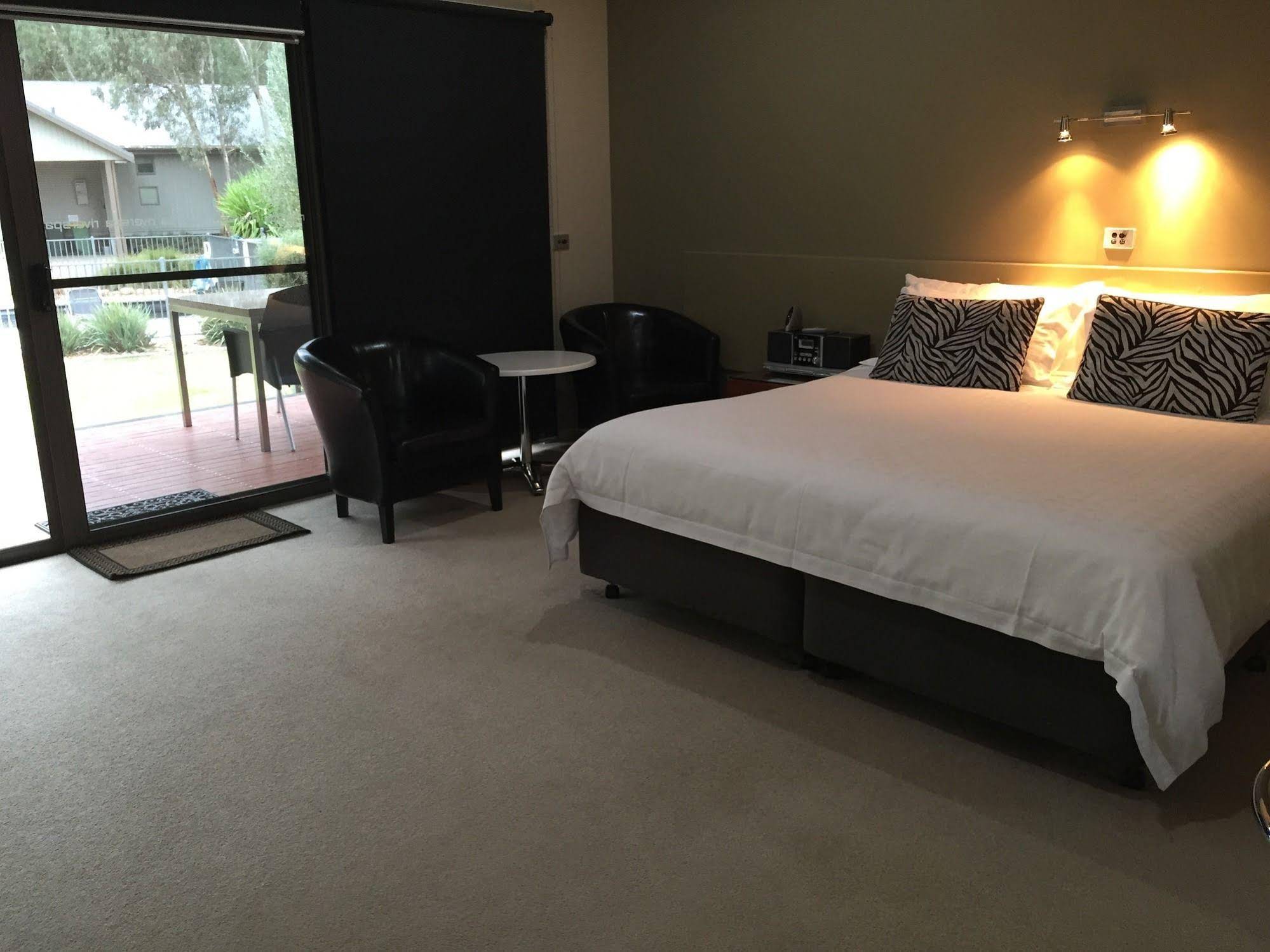 Deeluxe Riverspa Apartments