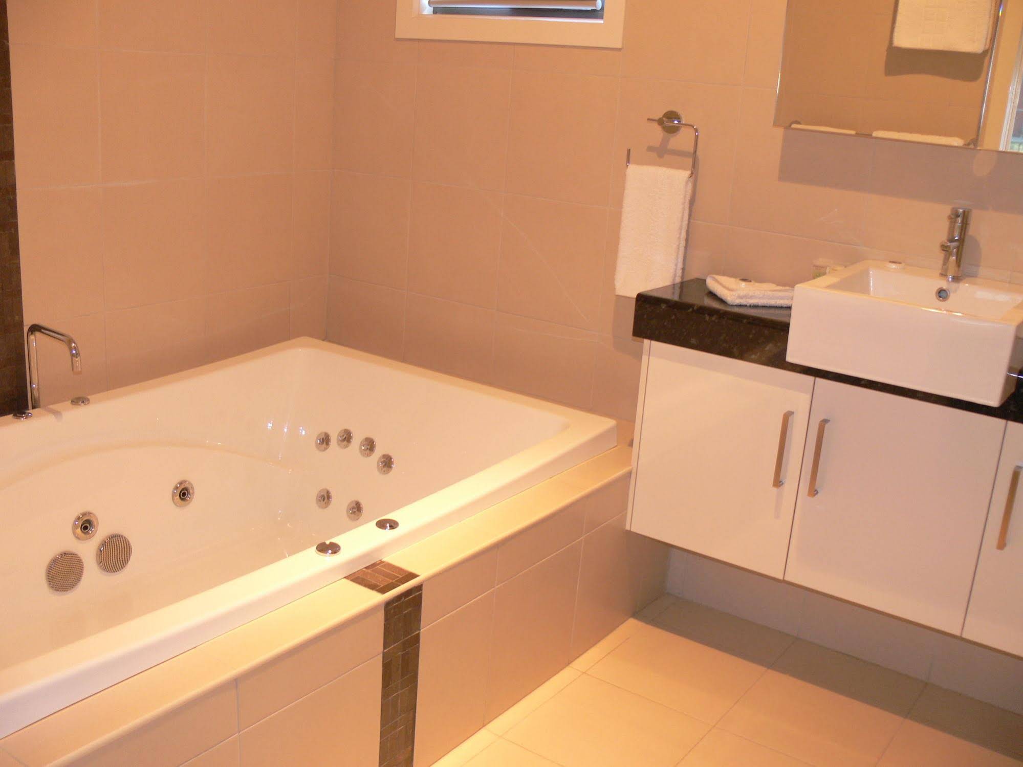 Deeluxe Riverspa Apartments
