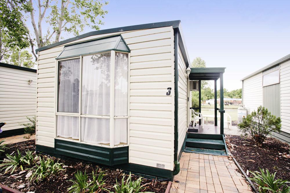 Maidens Inn Moama Holiday & Caravan Park