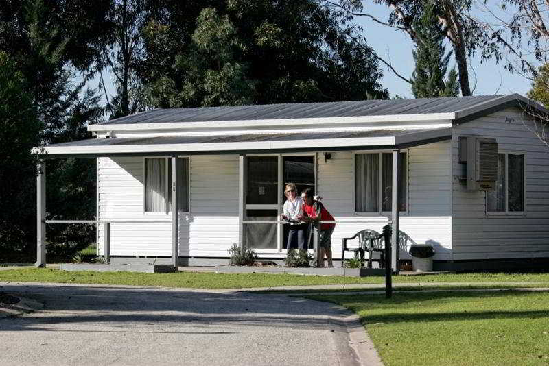 Moama West Holiday & Caravan Park
