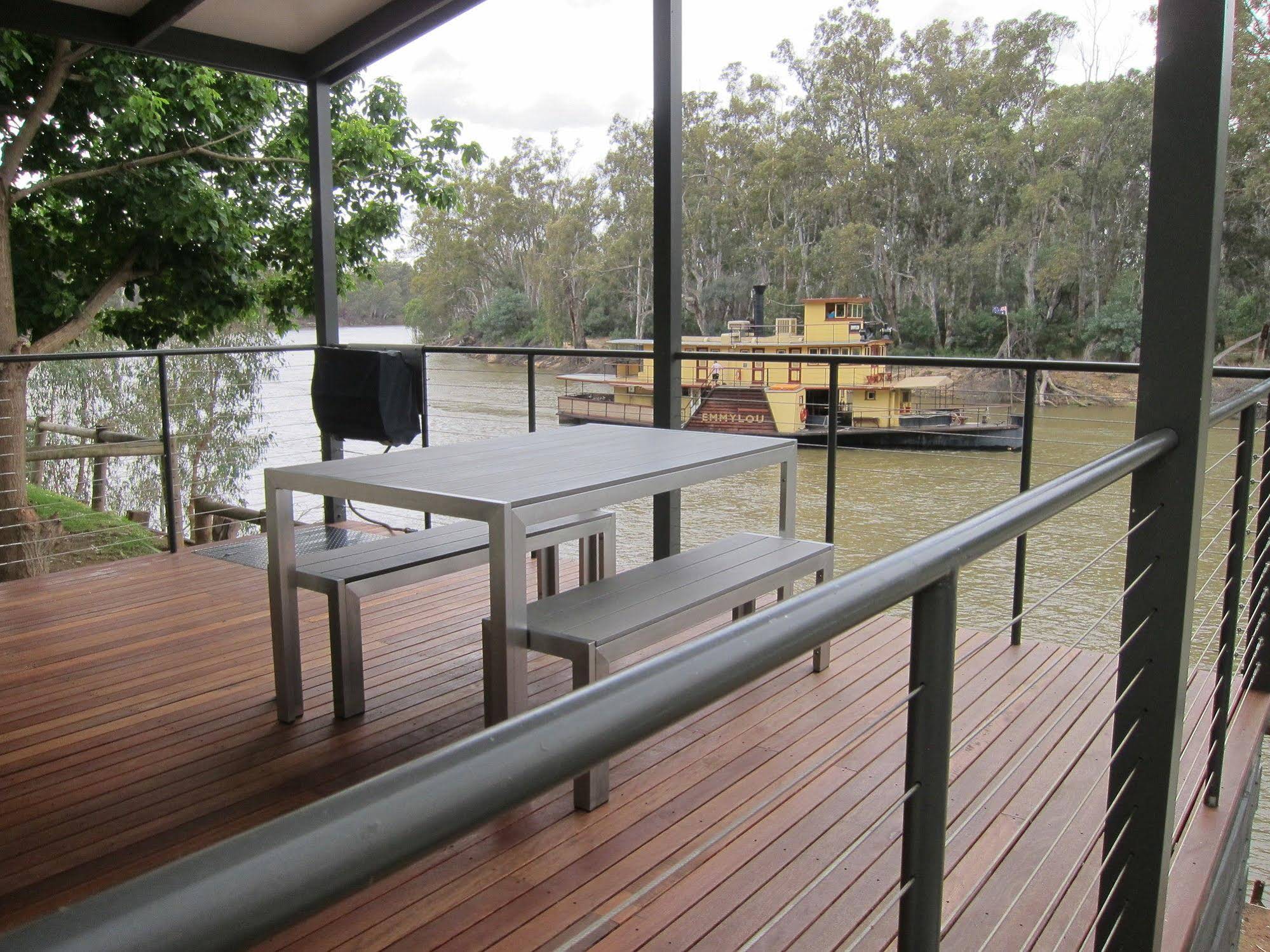 Moama Riverside Holiday & Tourist Park