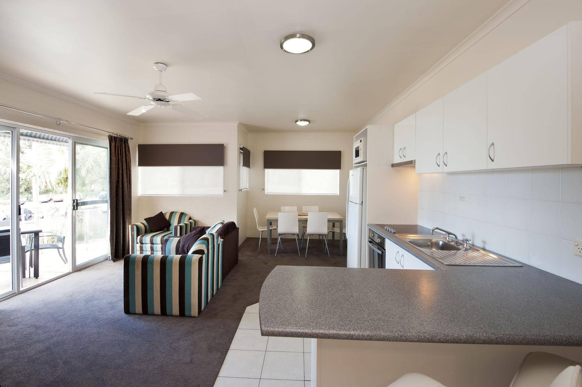 Mollymook Cove Apartments