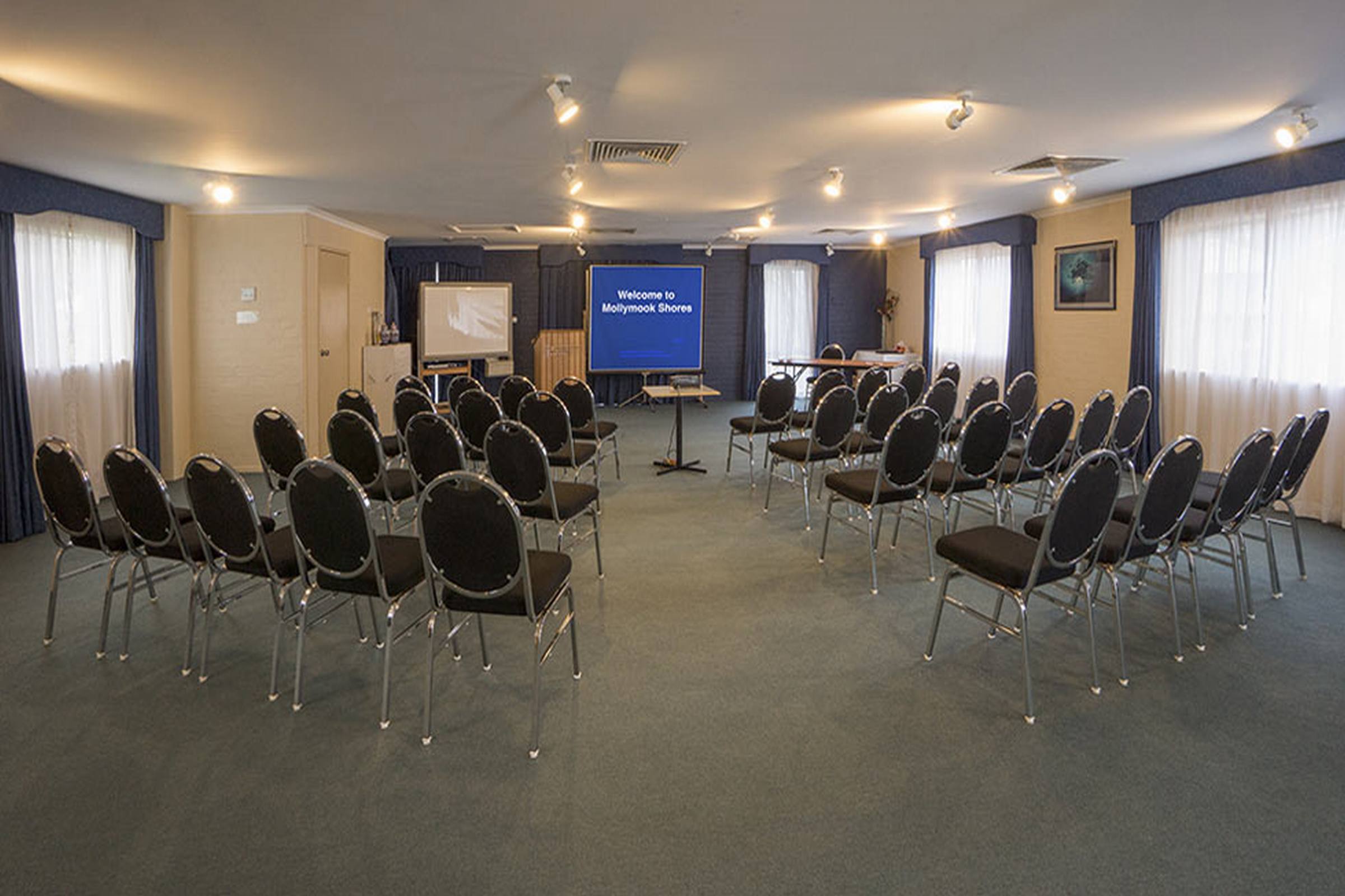 Mollymook Shores Motel and Conference Centre