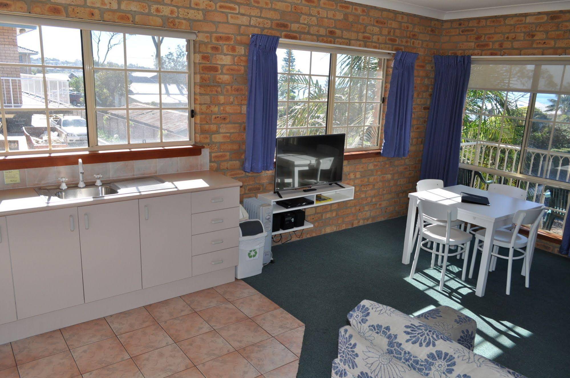 Mollymook Surf Beach Motel And Apartments