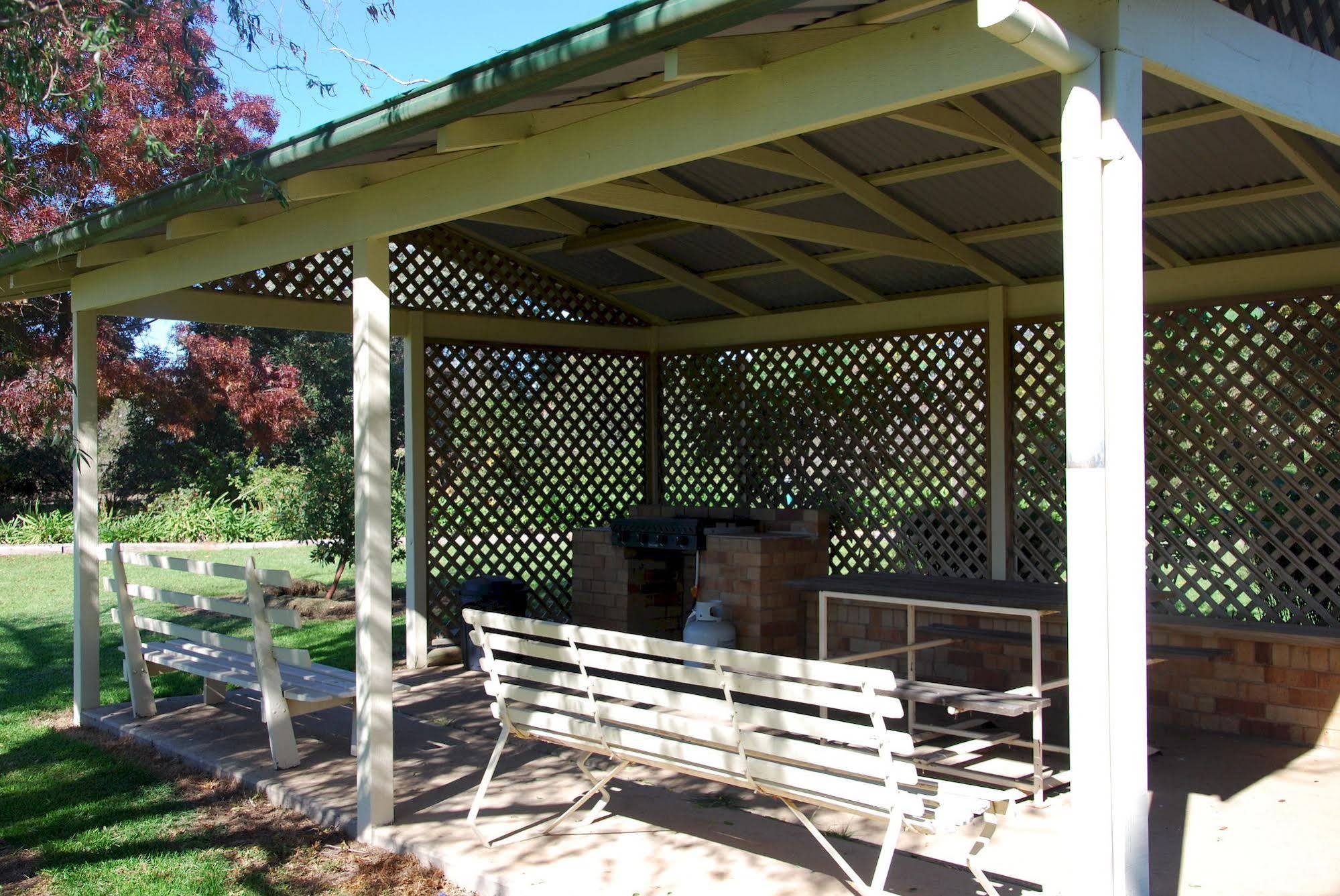 Golfview Motor Inn