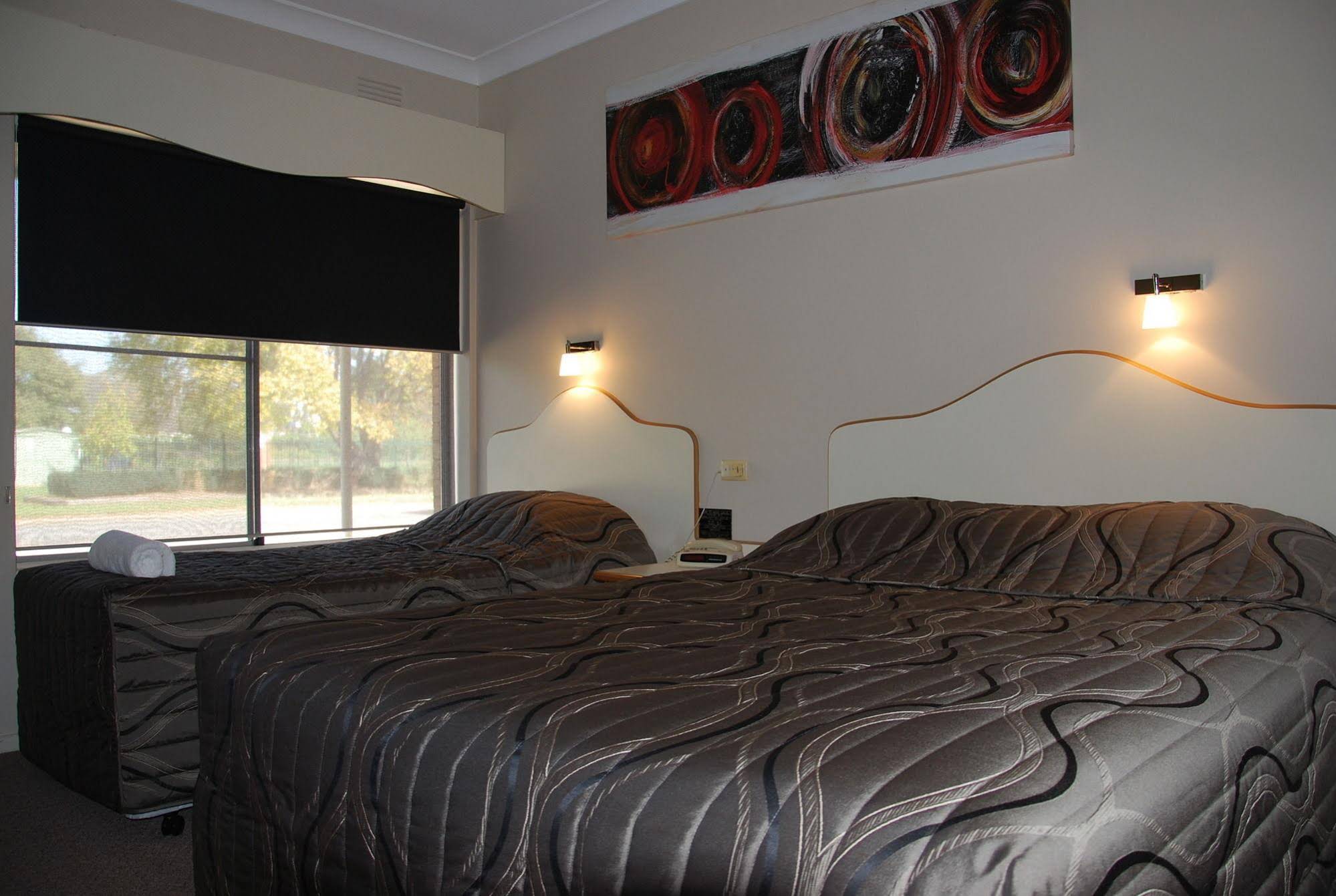 Golfview Motor Inn