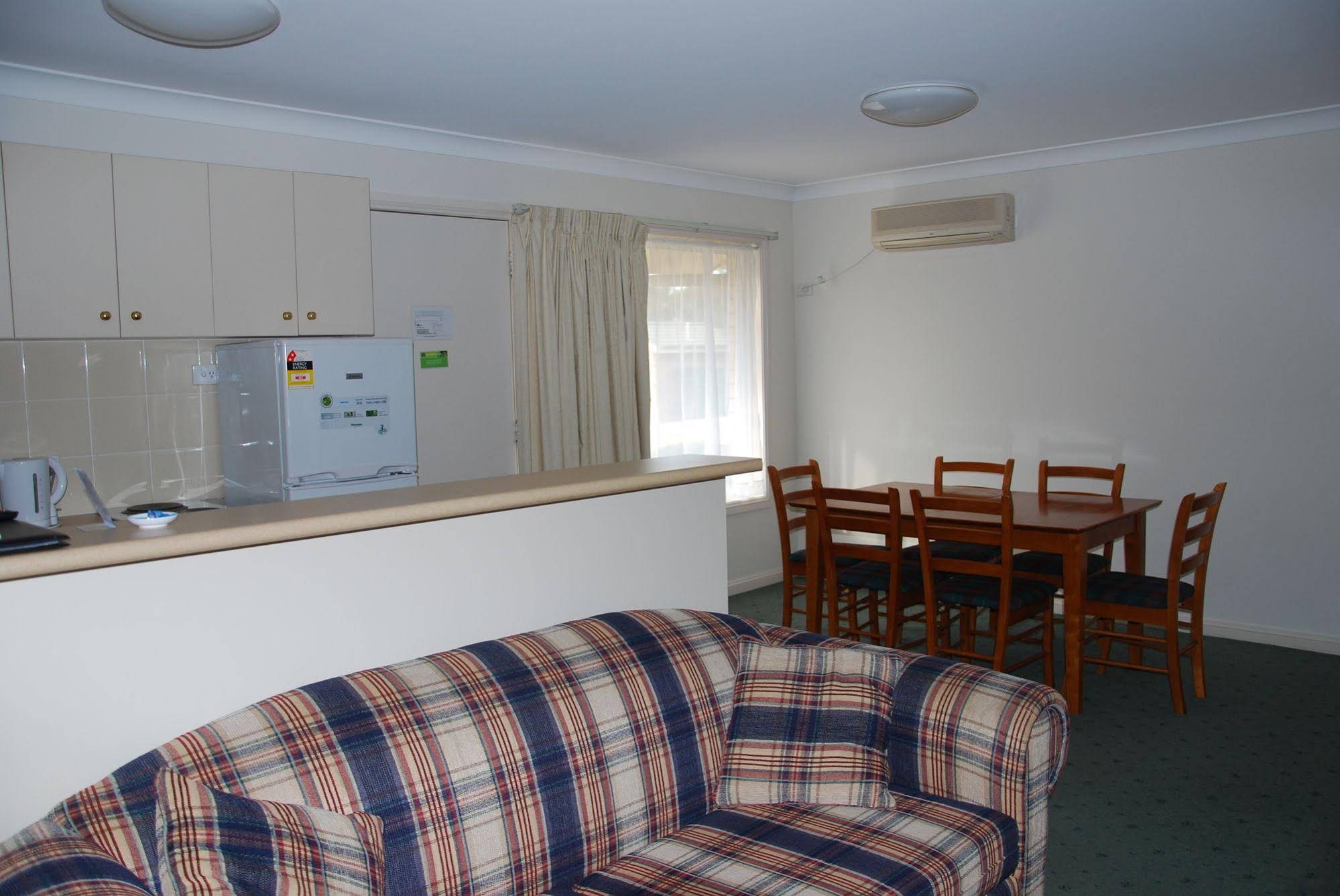 Golfview Motor Inn