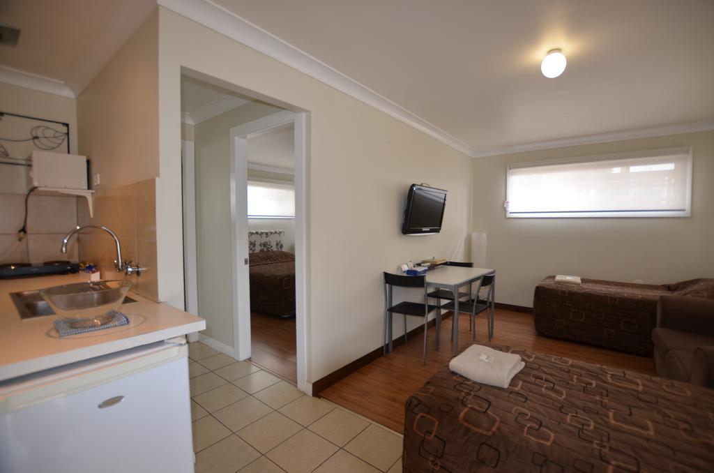 Econo Lodge Moree Spa Motor Inn