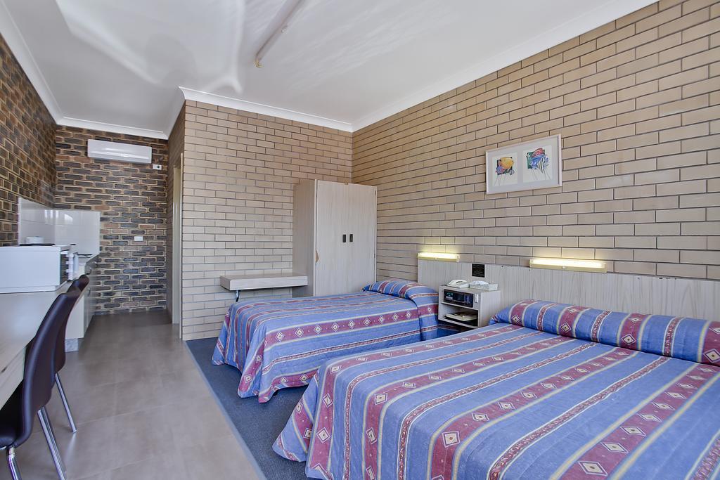 Econo Lodge Moree Spa Motor Inn