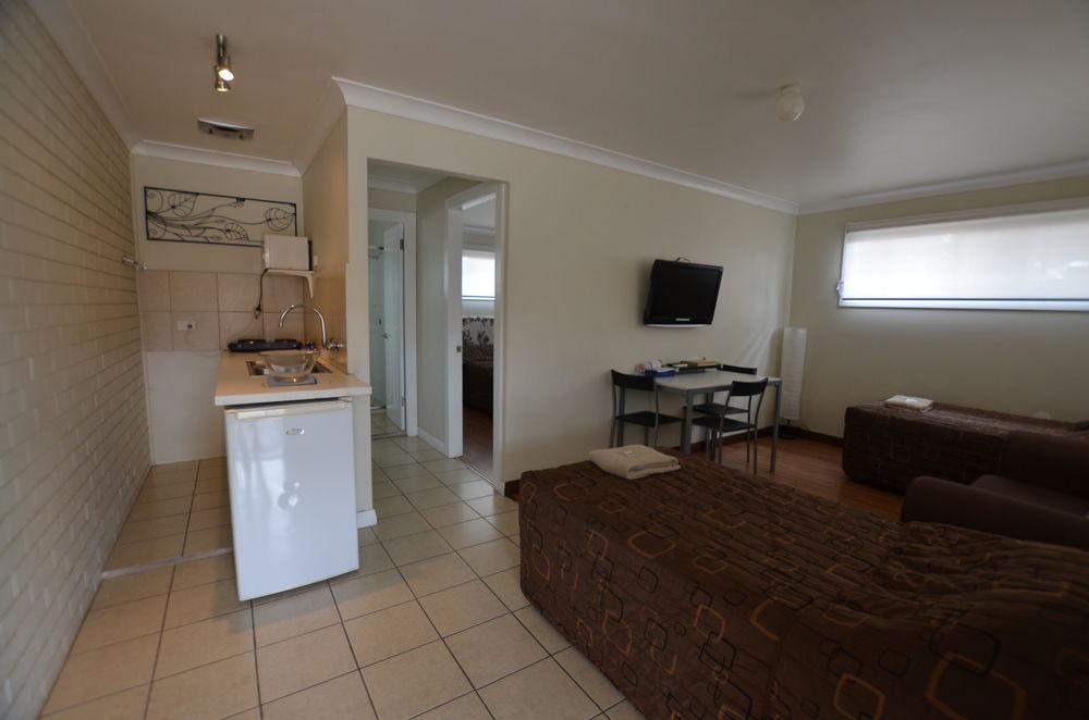 Econo Lodge Moree Spa Motor Inn