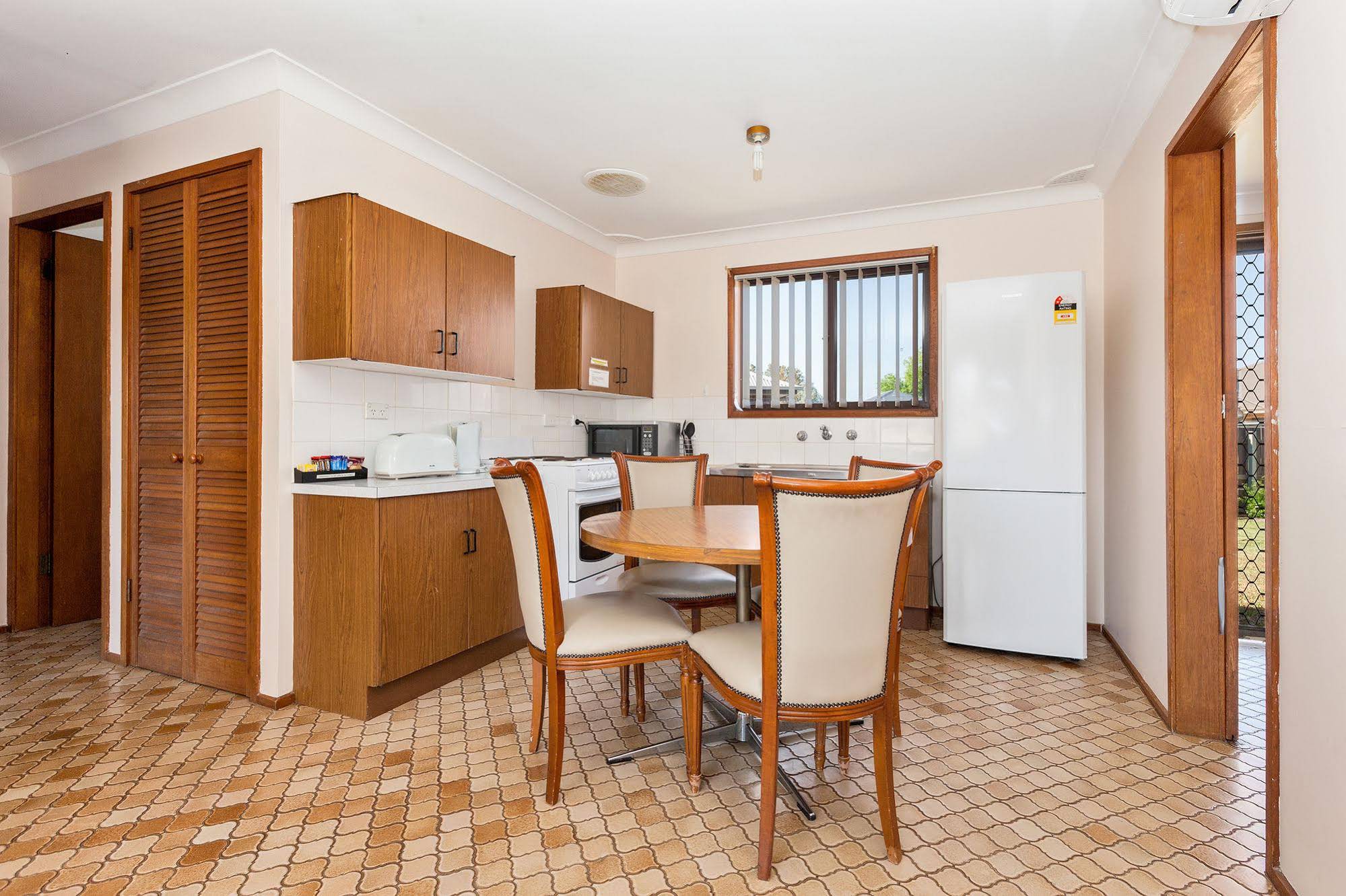 Aden Mudgee Apartments