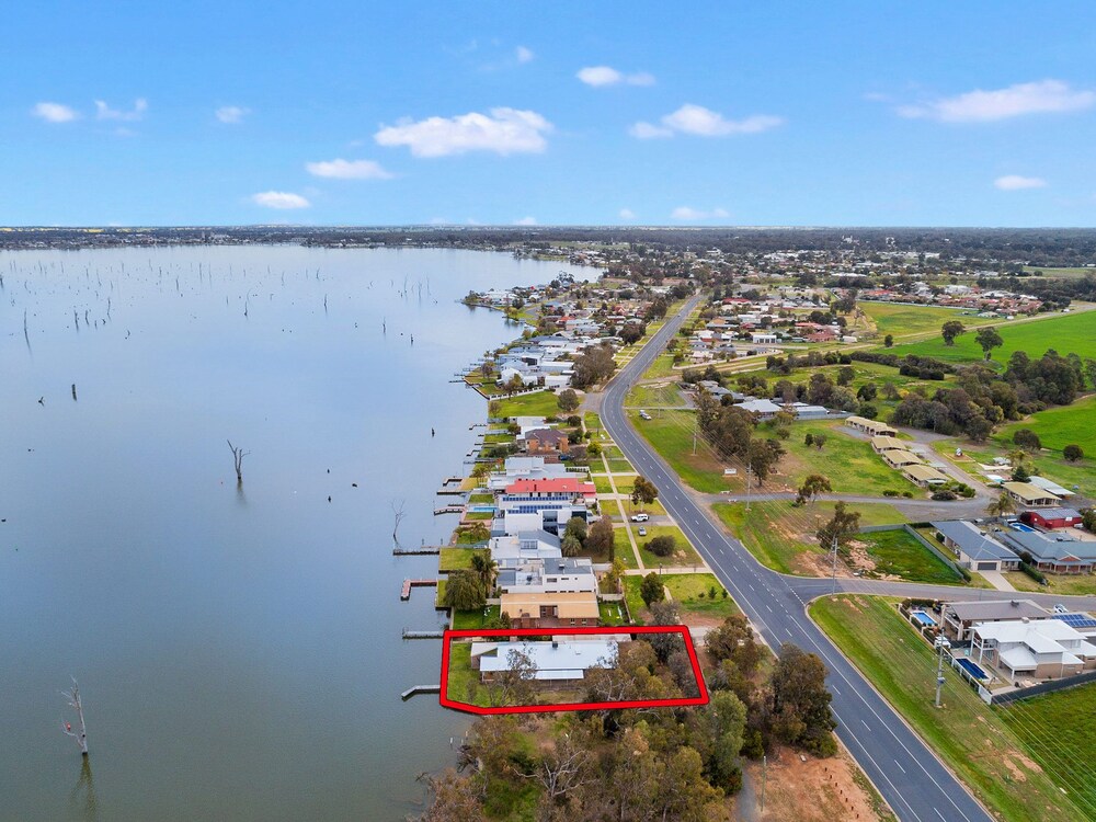 Mulwala Lakeside