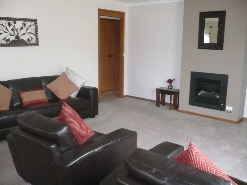 Parklake Holiday Units