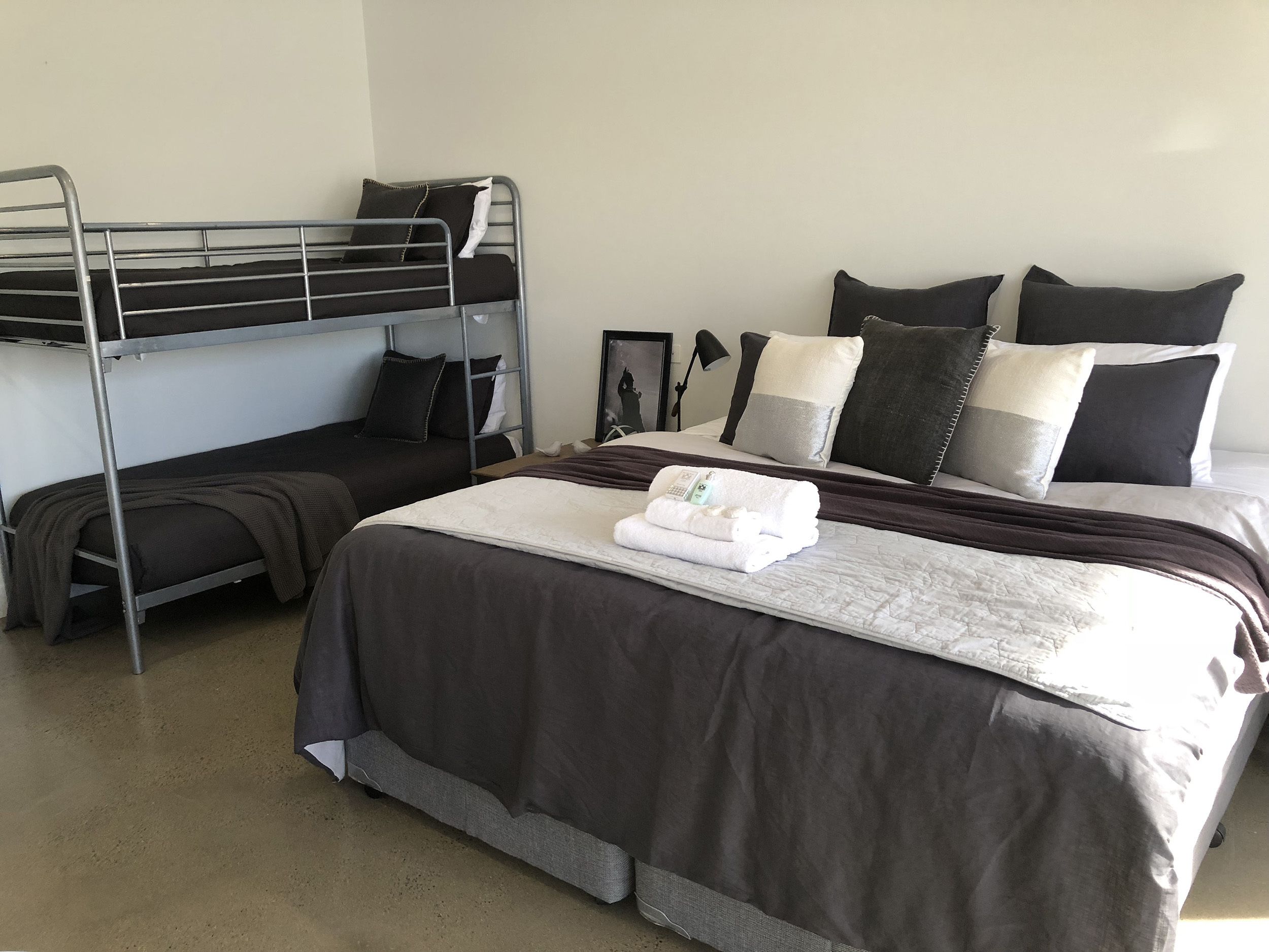 The Sinatra Holiday House