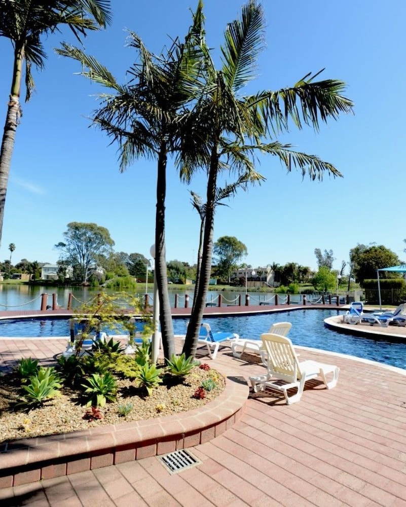 Yarrawonga Waterfront Apartments