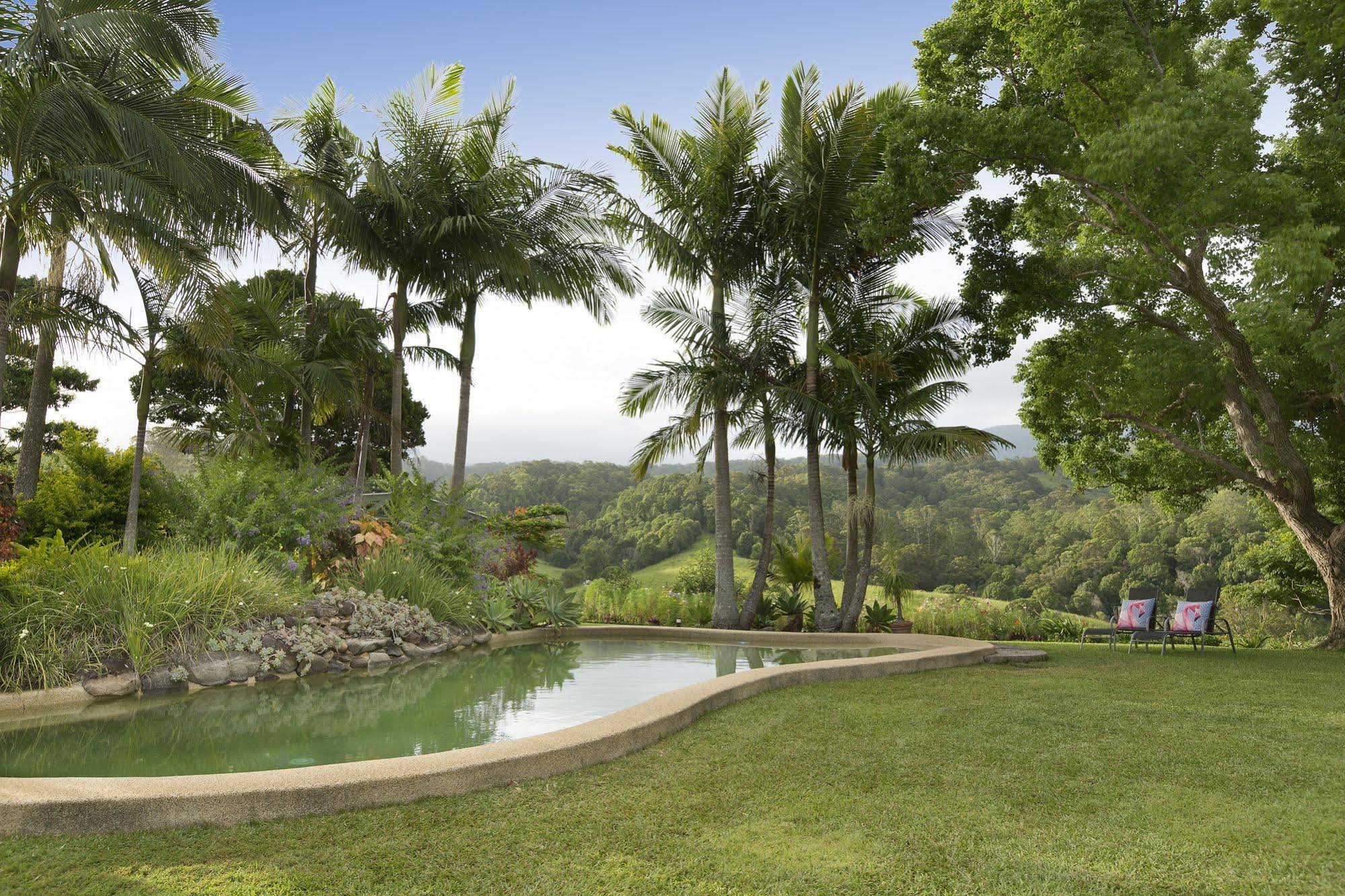 Hillcrest Mountain View Retreat