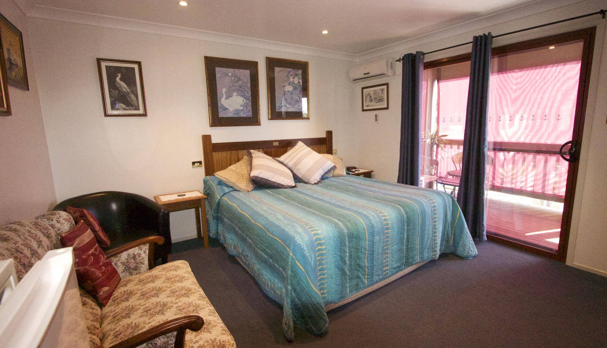 Anchors Aweigh Bed & Breakfast