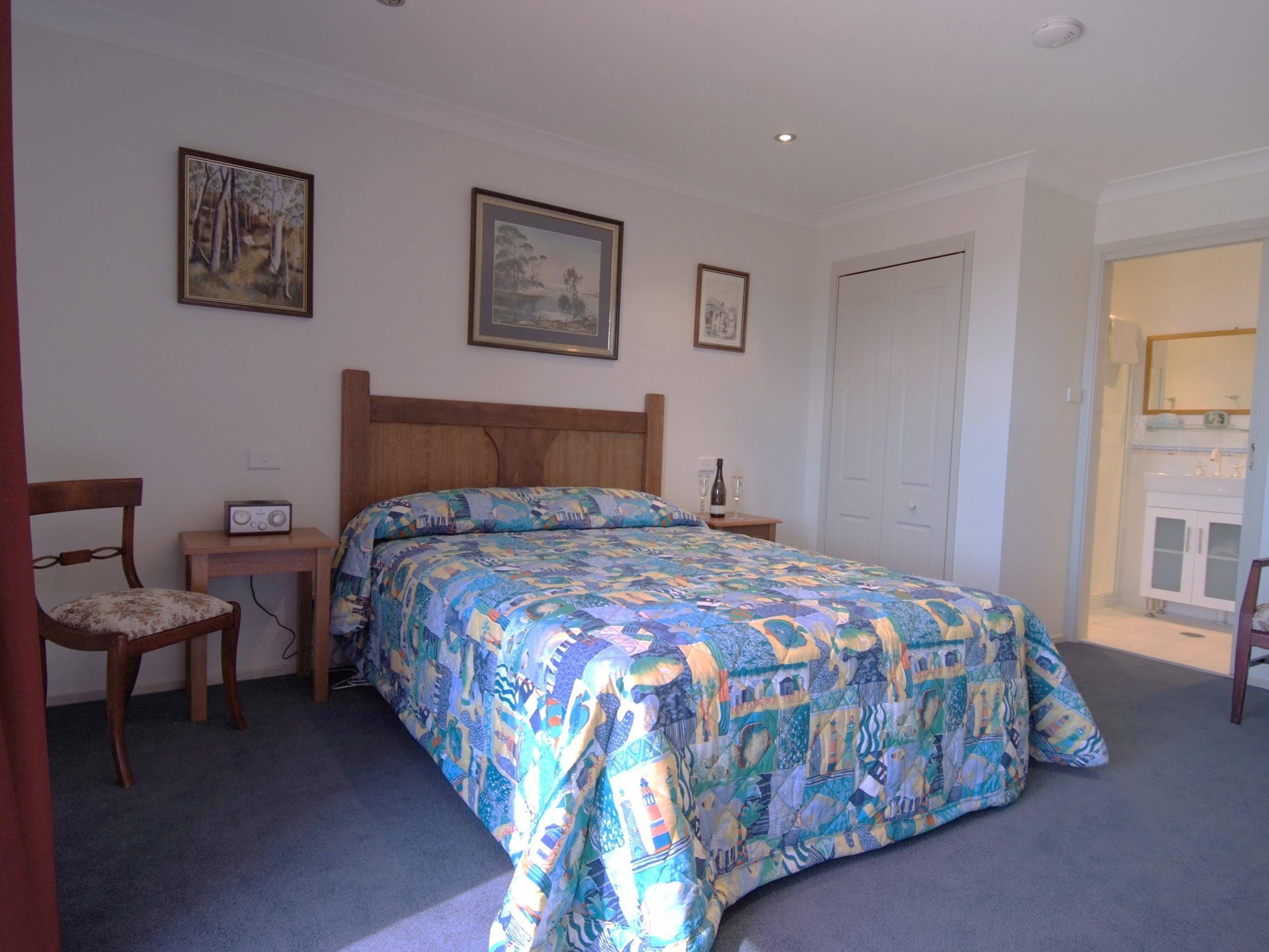 Anchors Aweigh Bed & Breakfast