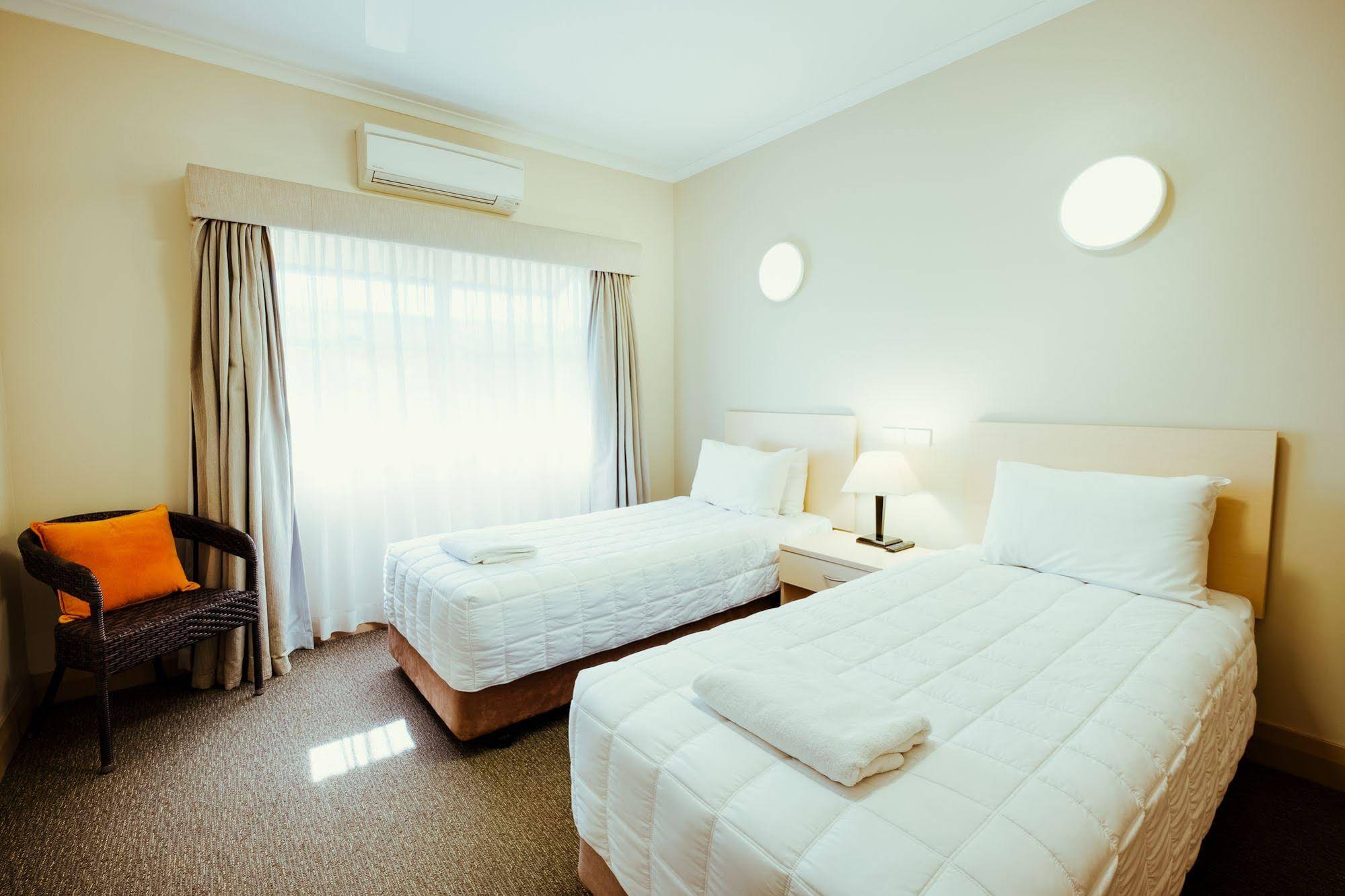 Club Motor Inn
