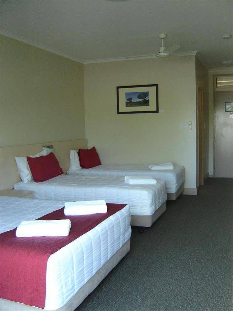 Club Motor Inn