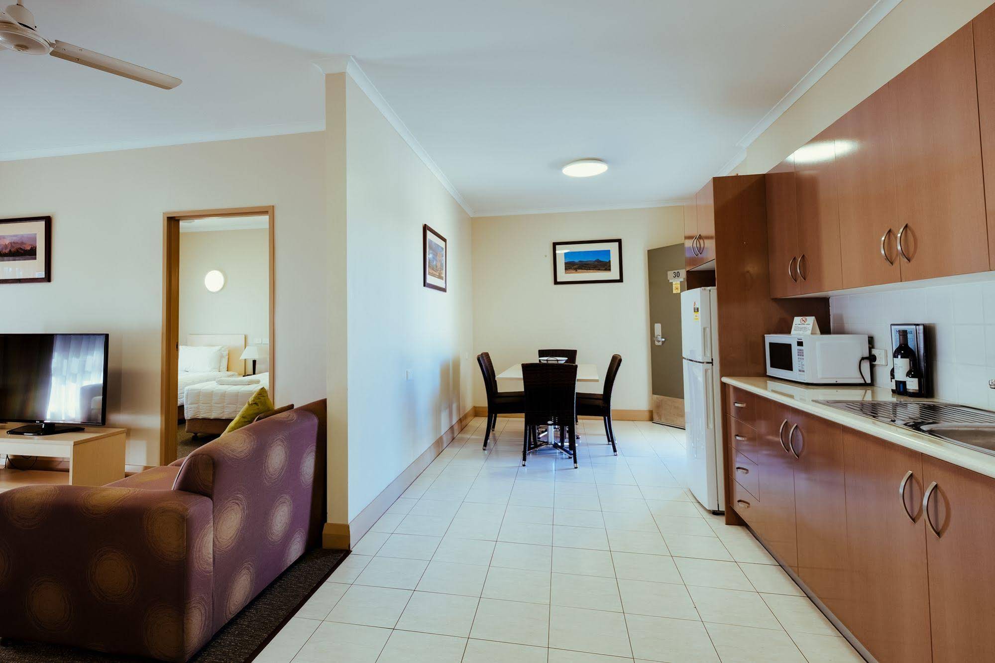 Club Motor Inn