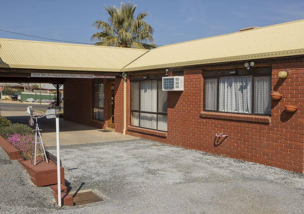 Country Roads Motor Inn Narrandera