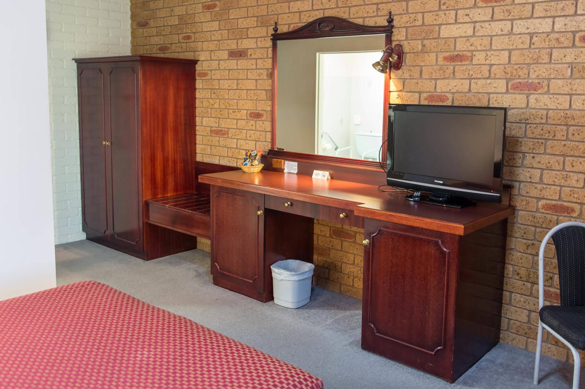 Narrandera Club Motor Inn
