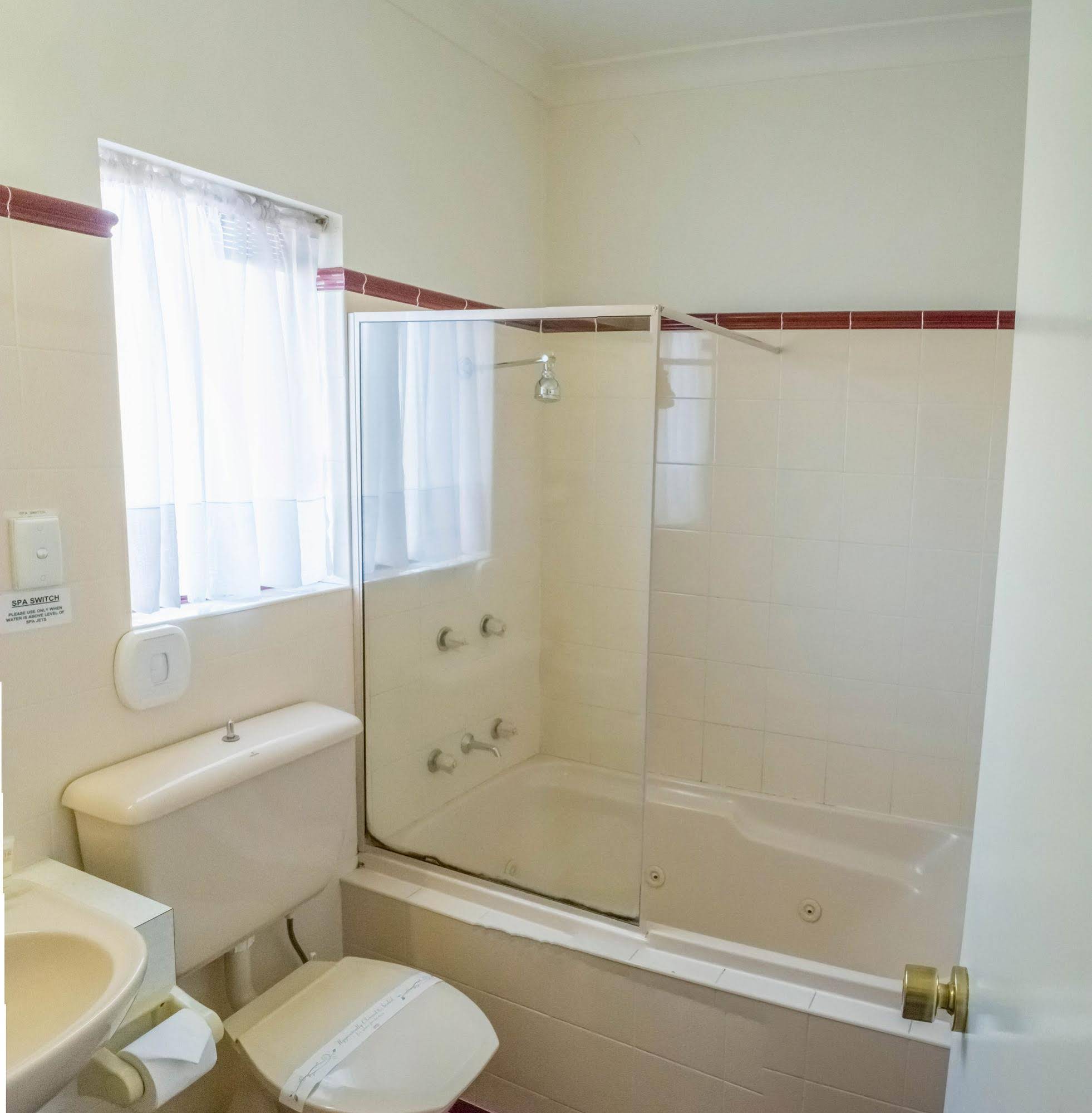 Narrandera Club Motor Inn