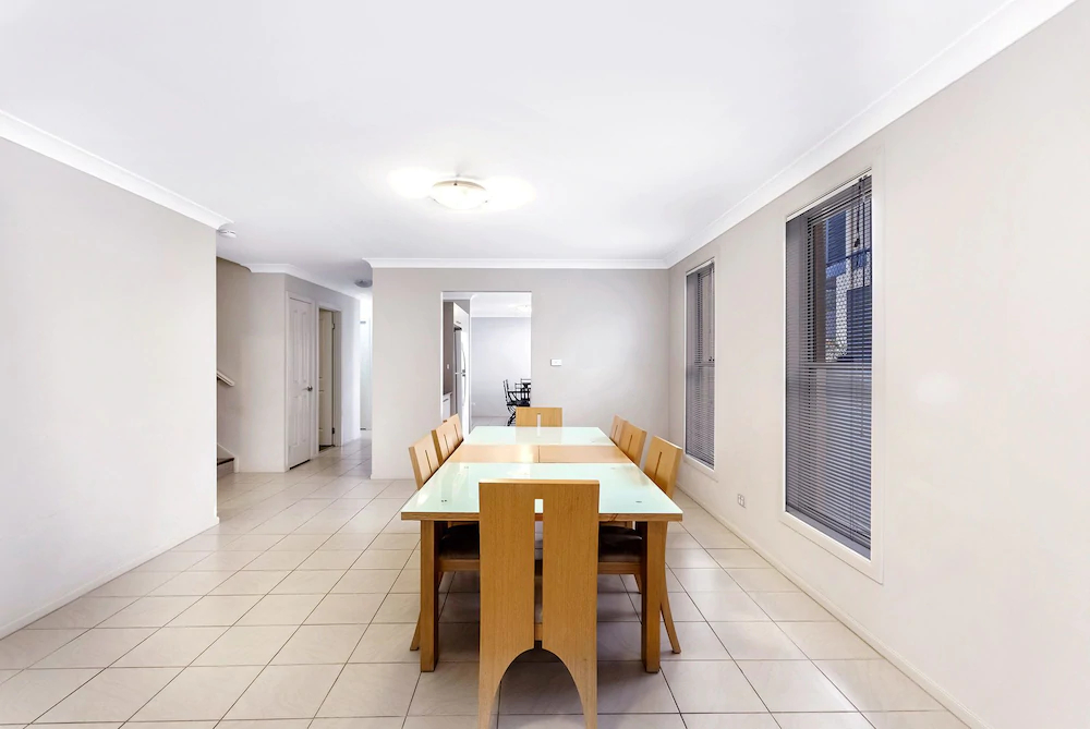 Alida Place