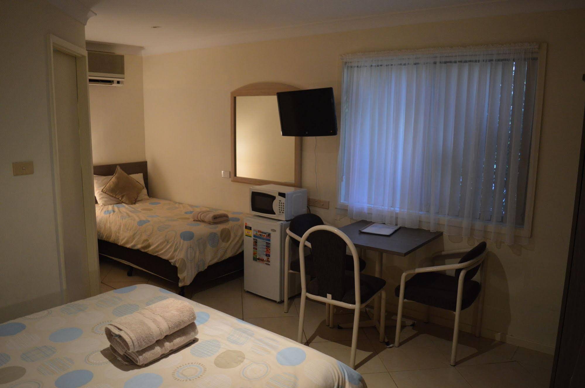 Central Motel