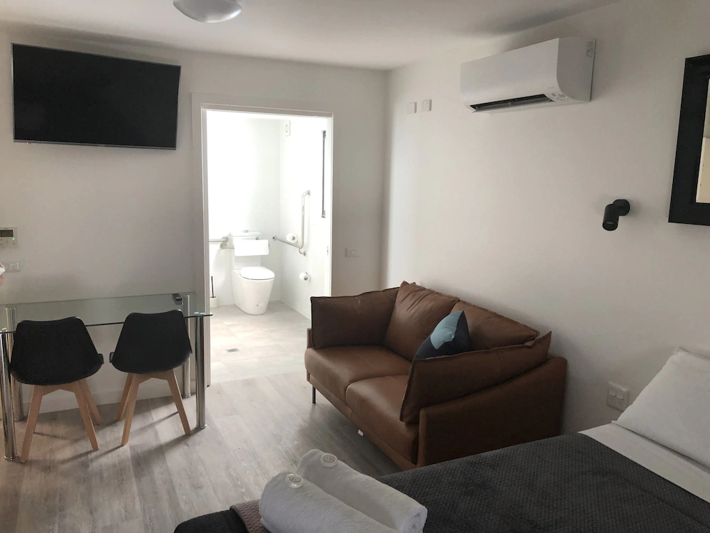 Alfred Apartments