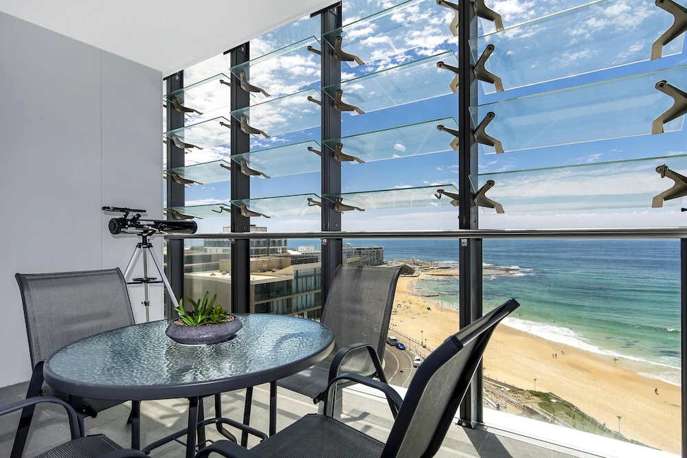 Astra Apartments Newcastle East