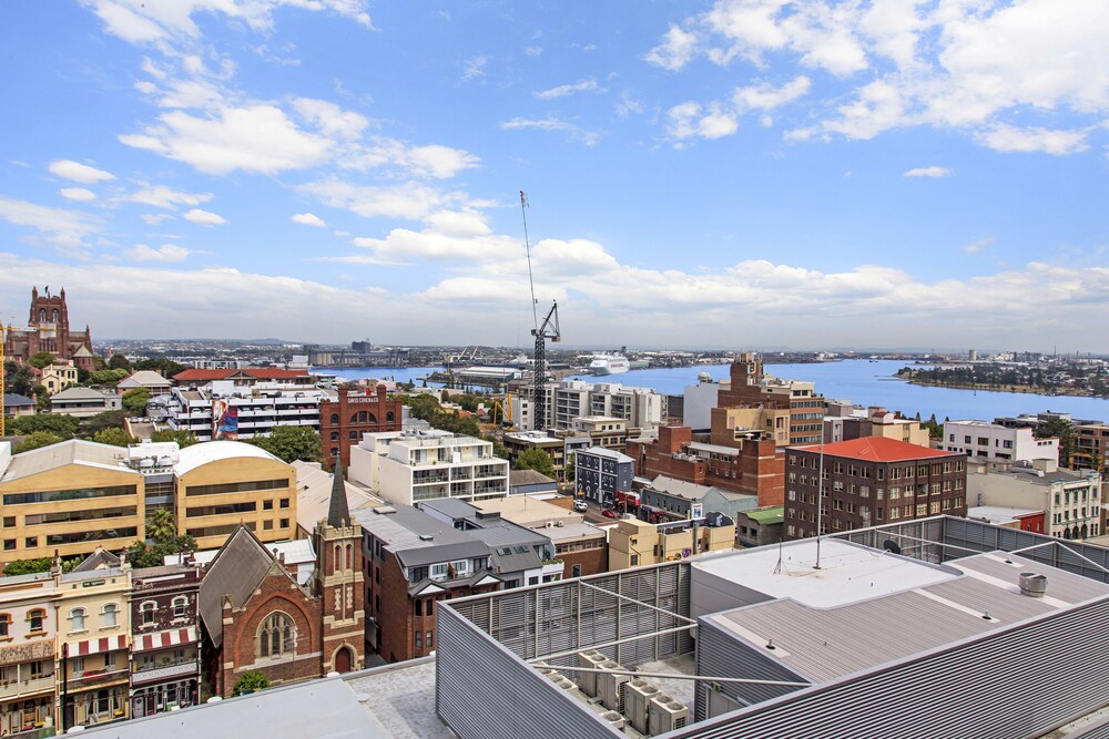 Astra Apartments Newcastle East
